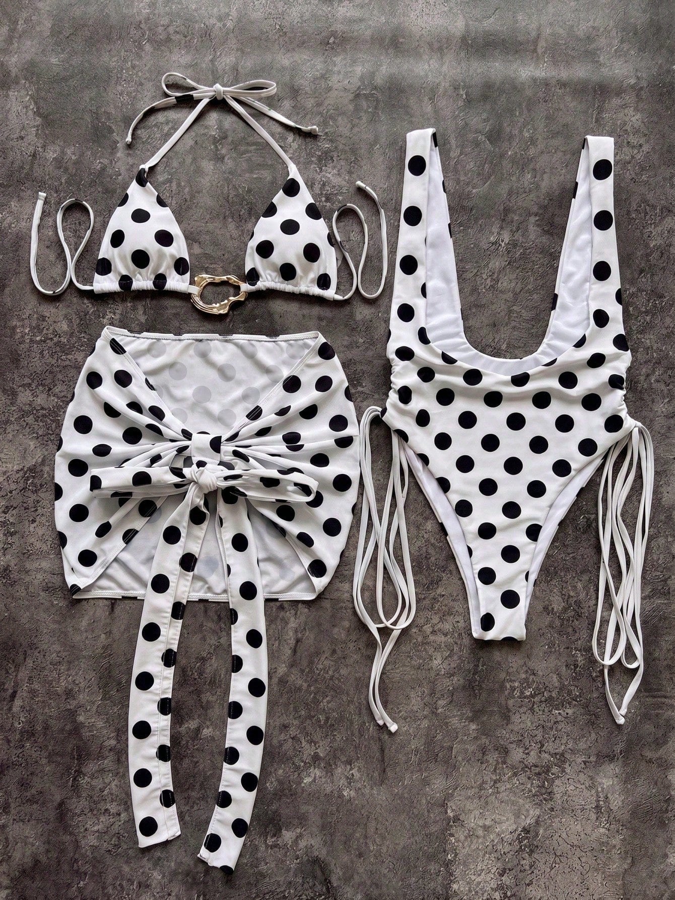 Women's Two Pieces Set With Solid Cut-Out One-Piece Swimwear With