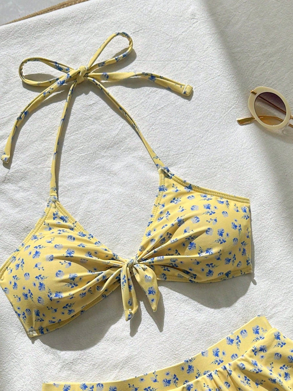 Swim Mod Summer Beach Floral Print Front Knot & Ruffle Trimmed Bikini Set - image 7
