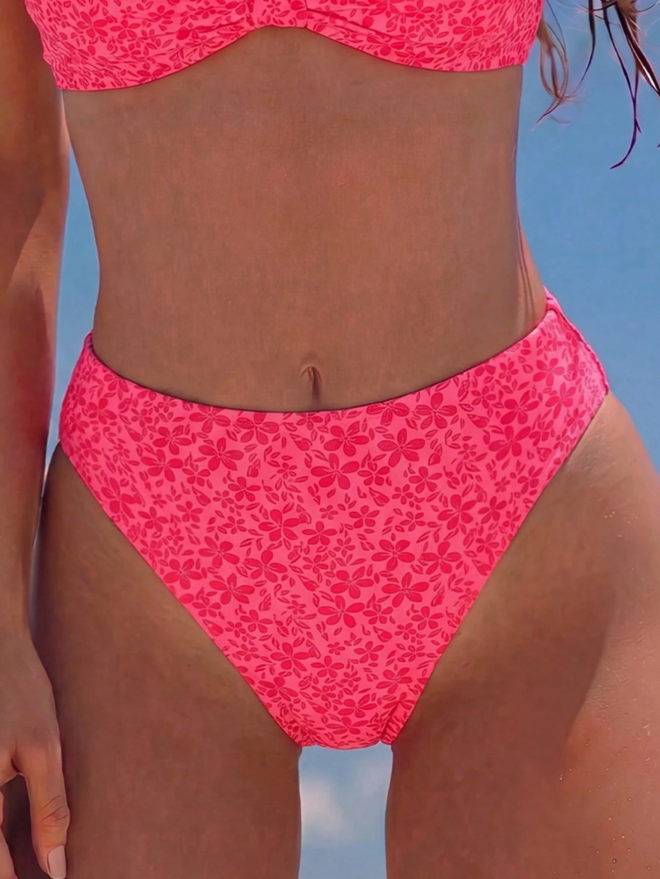 Swim Vcay 2026 Spring/Summer Orange Small Ditsy Floral Thick Strap Back Tie Side High Cut Women's Bikini - image 3