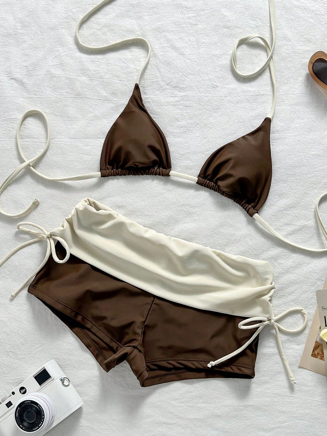 Elavelle Color-Blocked Bikini Set Consisting Of A Neck-Girdle