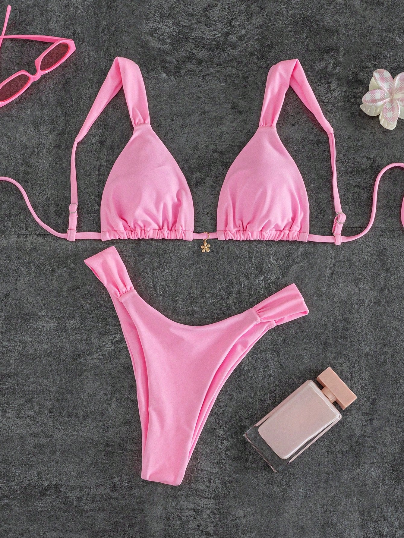 Women's Sexy Solid Yellow Bikini Set With Metal Flower Pendant,