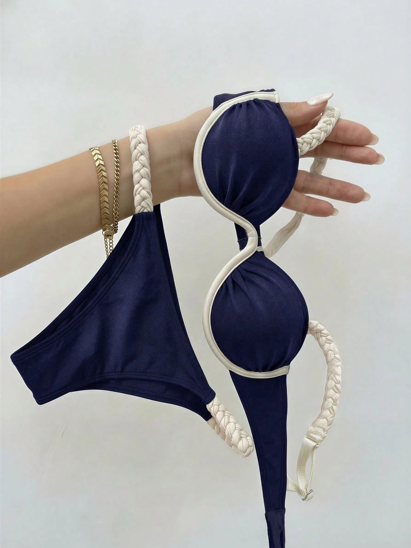 Bikinx Women's Fashion Braided Shoulder Strap Bikini Set, Underwire