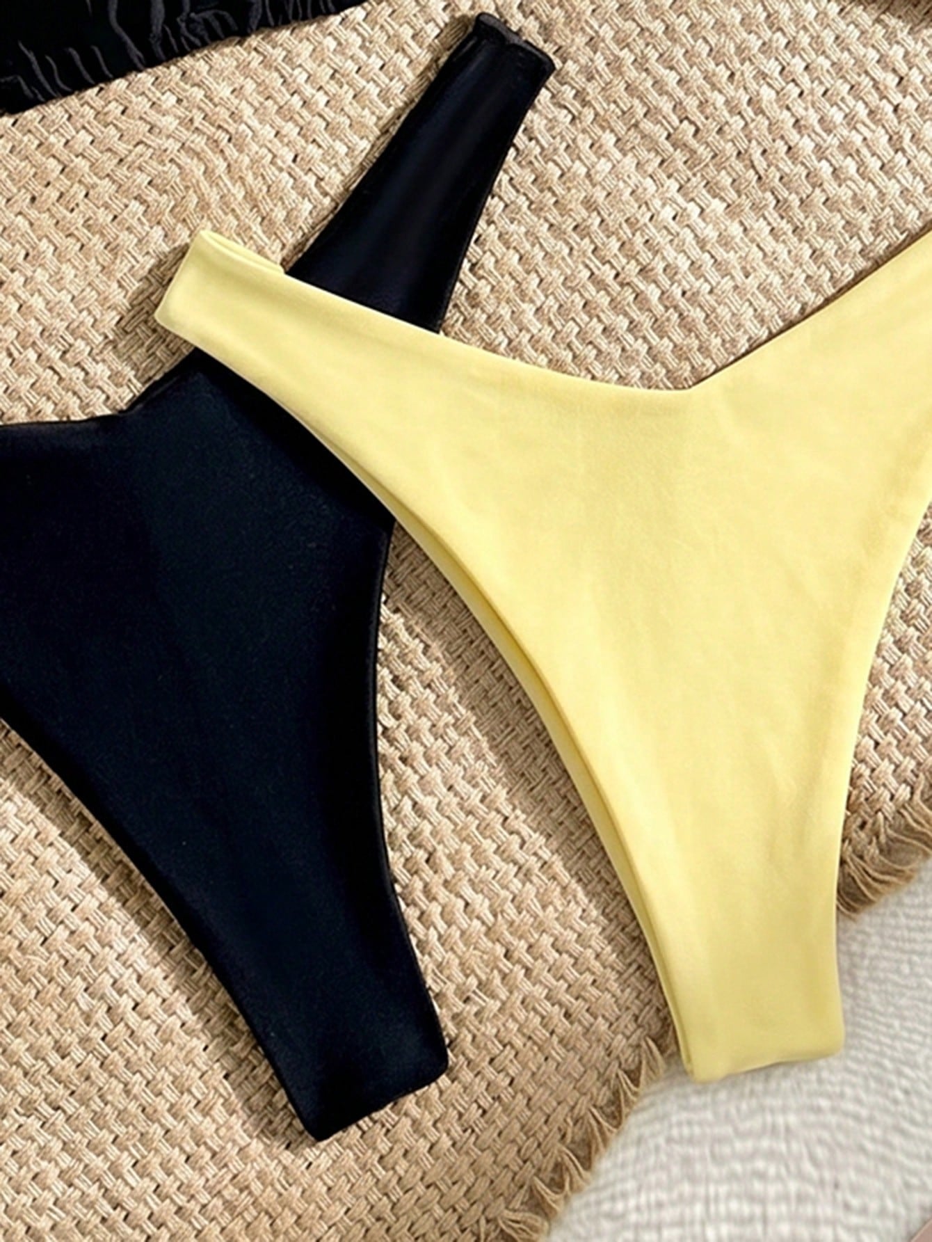 Swim Vcay Women's Summer Beach Solid Color Halter Sexy Black & Red