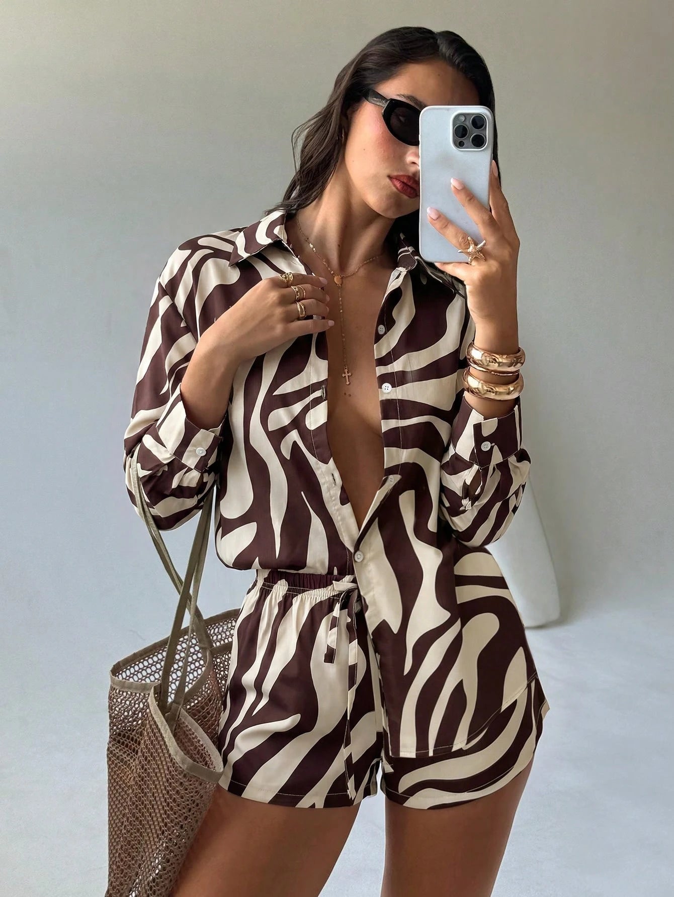 Aloruh Women's Striped Chiffon Cover Up & Shorts Set,Loose Casual Cream Summer M