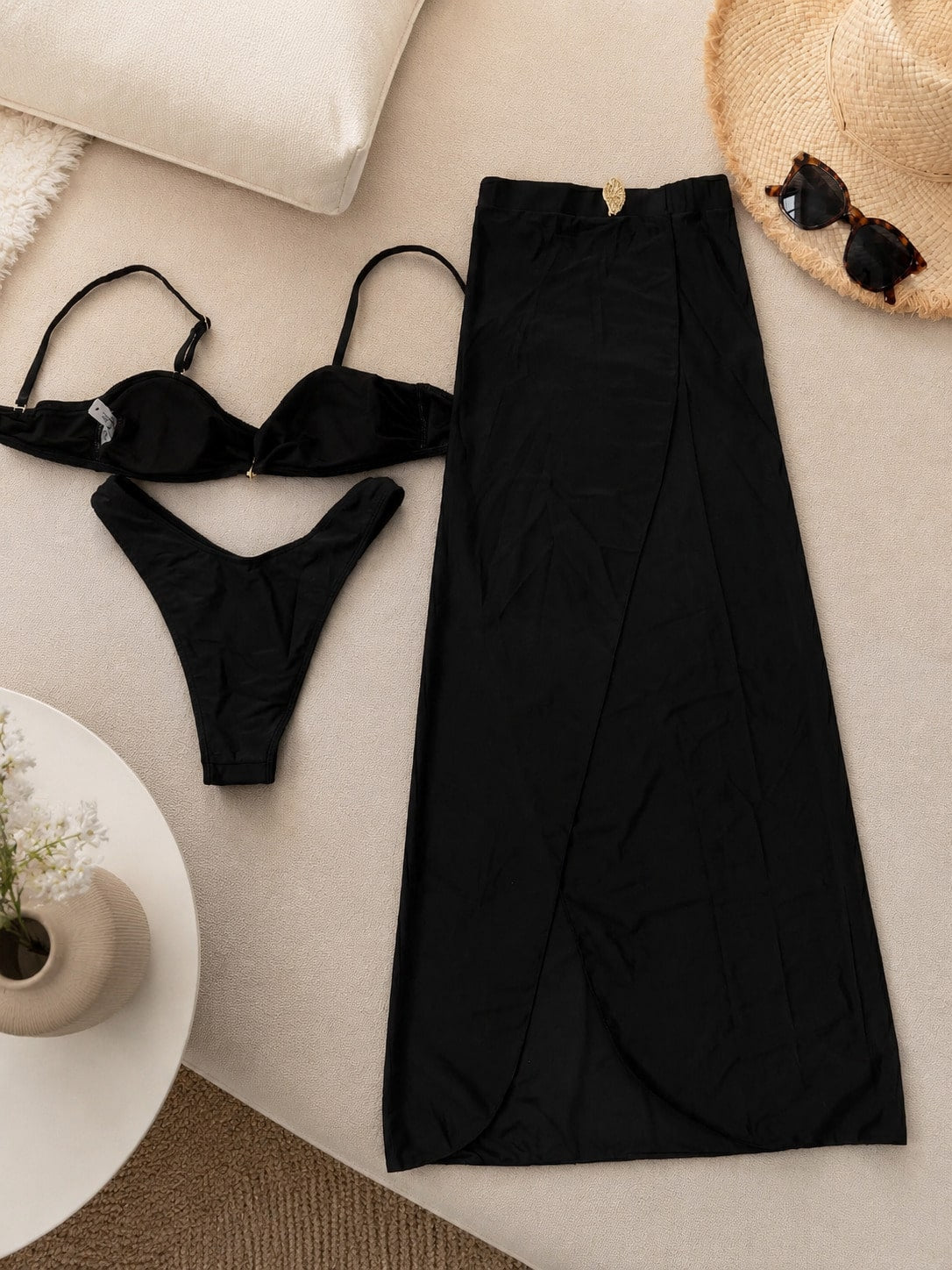 Summer New Elegant Black Bandeau Two-Piece Bikini Set With Sheer Slit