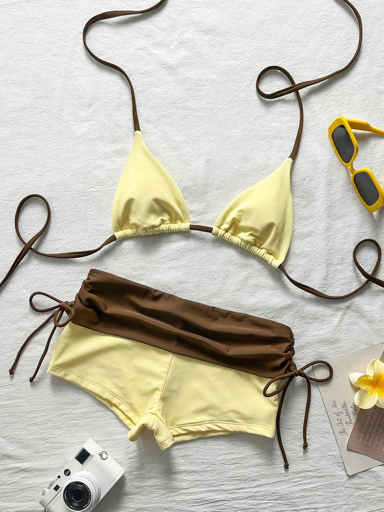 Elavelle Color-Blocked Bikini Set Consisting Of A Neck-Girdle