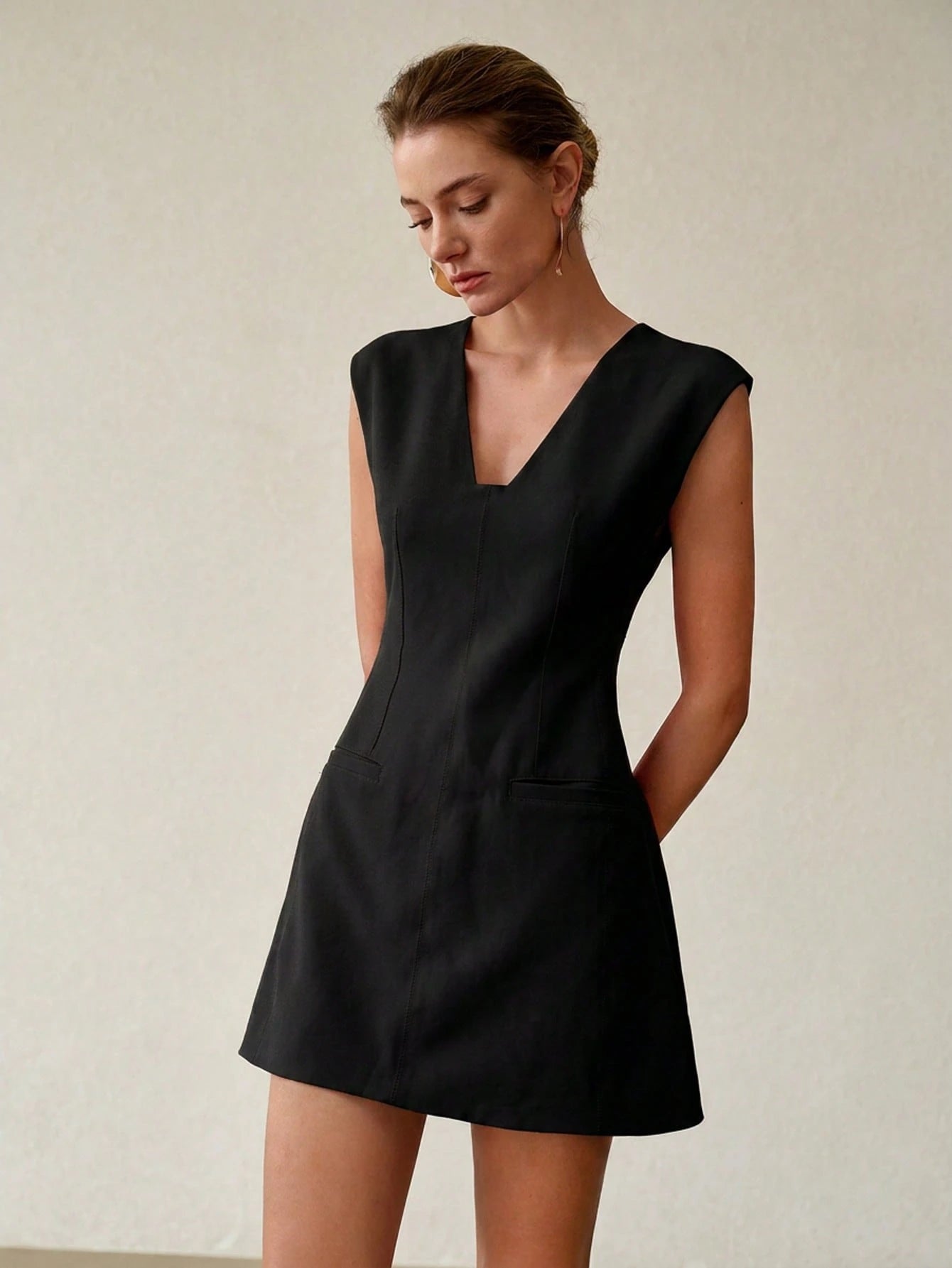 MOTF PREMIUM SPRING/SUMMER 3D CUT STRUCTURAL DESIGN ELEGANT DRESS - image 4